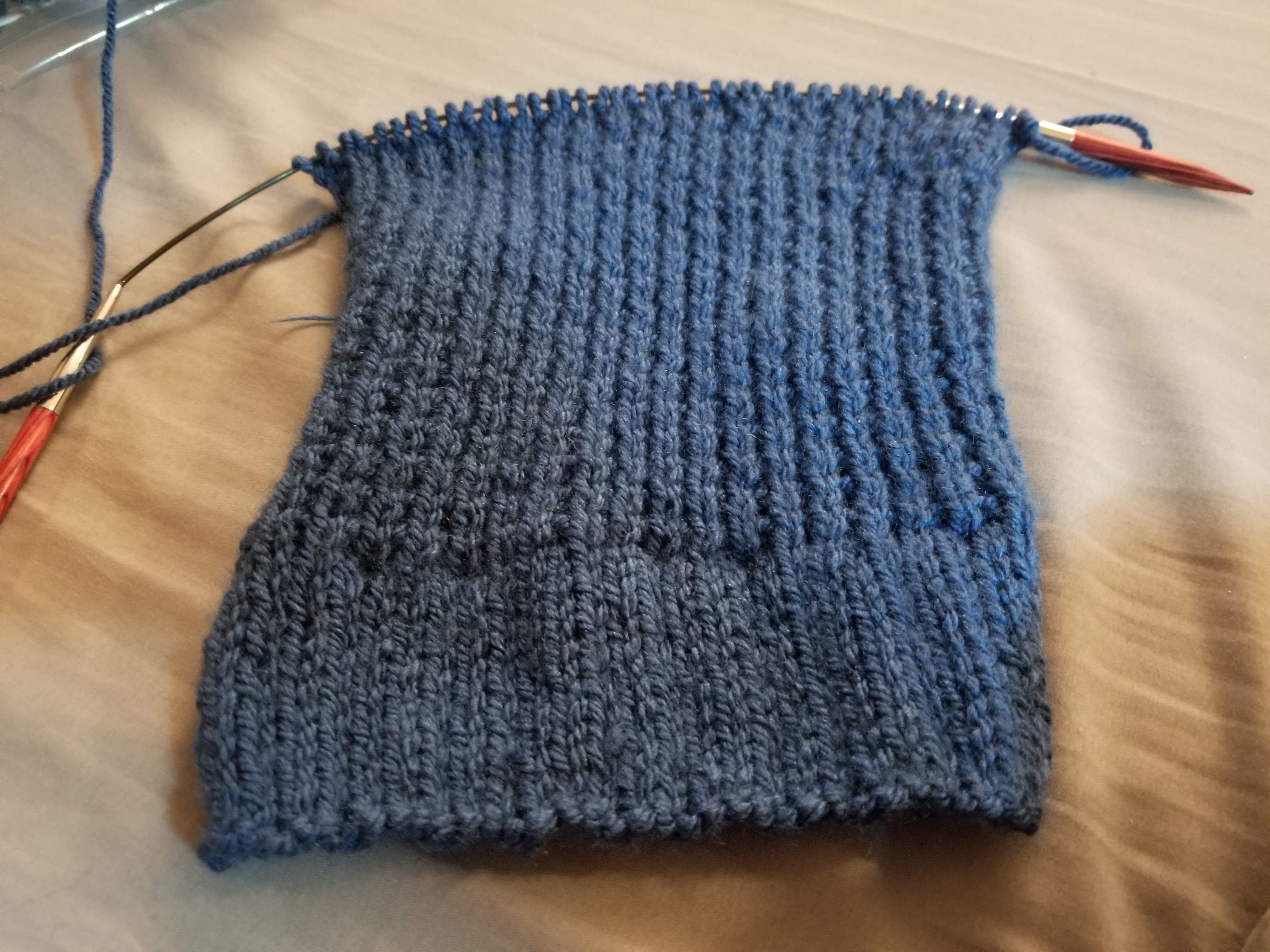 knitting a scarf